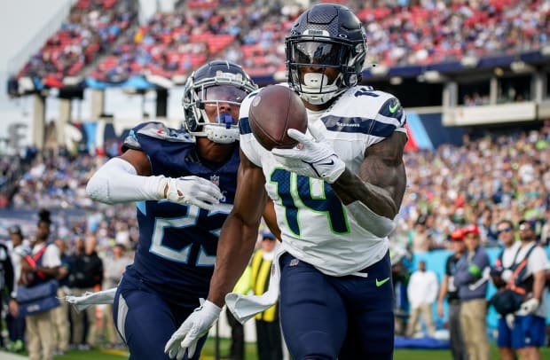 TitansTreAverySeahawksDKMetcalfTouchdown